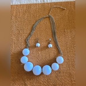 60s Style White Ball Statement Necklace with Earrings